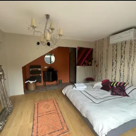 La De Chantepie Homestay szállás